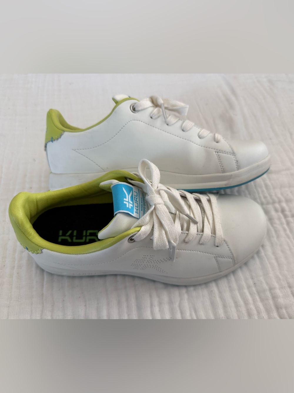 KURU ROAM Sneakers Size 8